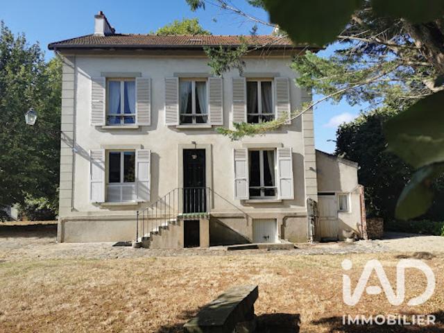 Vente Maison 8 pièces 244 m2 Brie Comte Robert