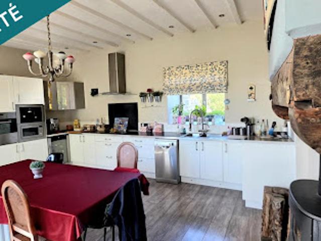 Vente Maison 8 pièces 244 m2 Evran