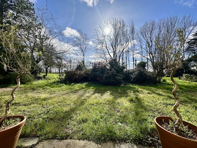 Vente Maison 8 pièces 244 m2 Ploëzal