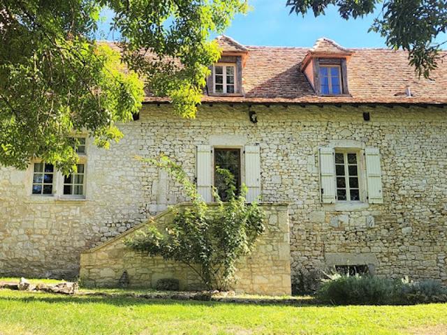 Vente Maison 8 pièces 245 m2 Cahuzac