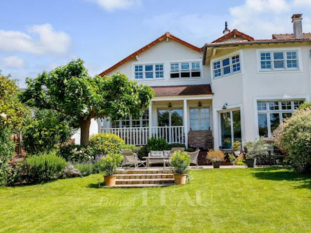 Vente Maison 8 pièces 245 m2 Le Chesnay Rocquencourt