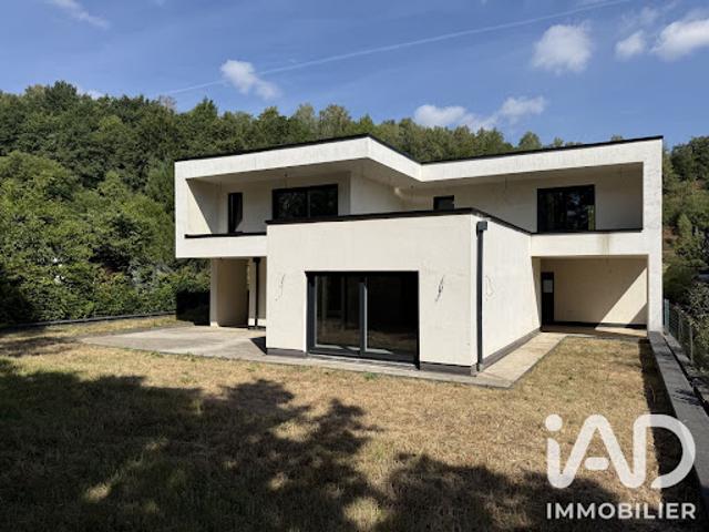 Vente Maison 8 pièces 245 m2 Rédange