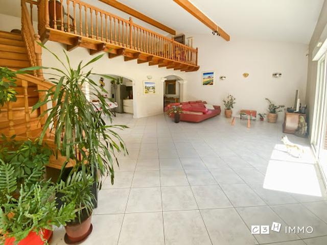 Vente Maison 8 pièces 245 m2 Roques