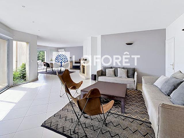 Vente Maison 8 pièces 245 m2 Saint Nom la Bretèche