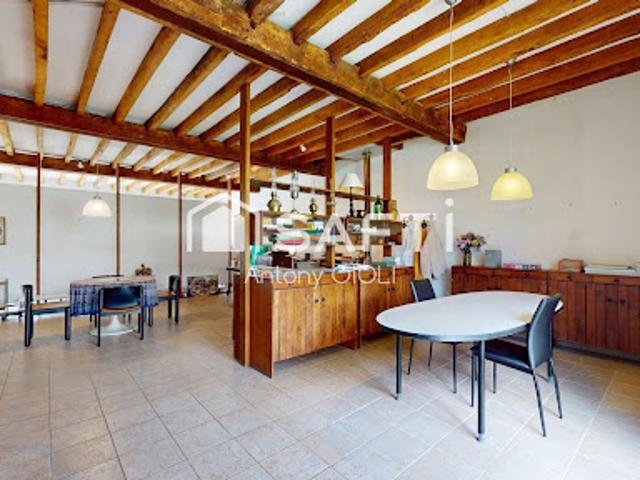 Vente Maison 8 pièces 246 m2 Gron