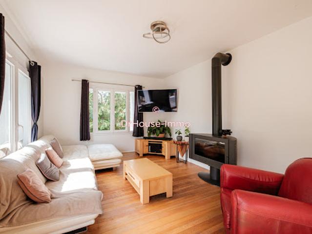 Vente Maison 8 pièces 247 m2 La Celle Saint Cloud