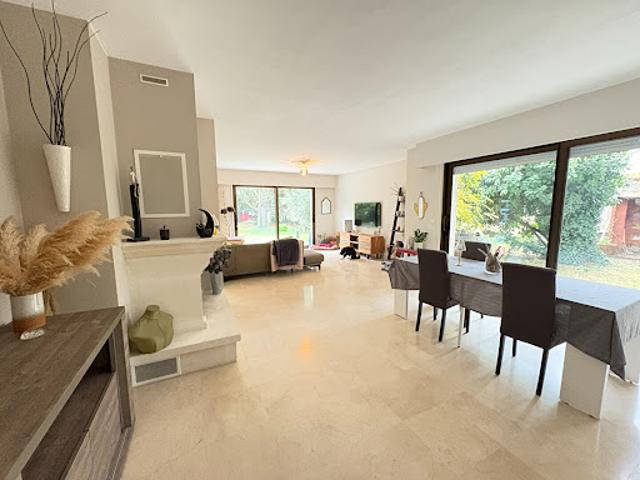 Vente Maison 8 pièces 247 m2 La Rochette
