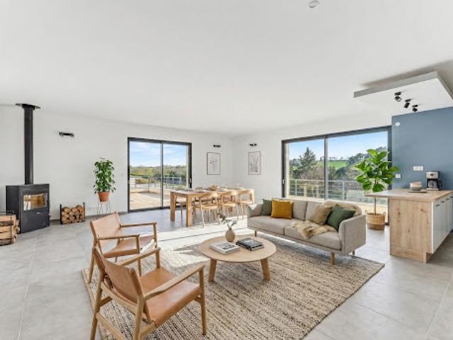 Vente Maison 8 pièces 247 m2 Pin Balma