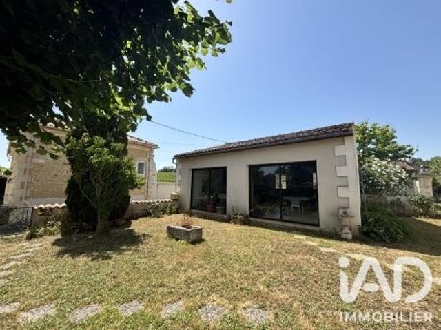 Vente Maison 8 pièces 247 m2 Saint Georges des Agoûts
