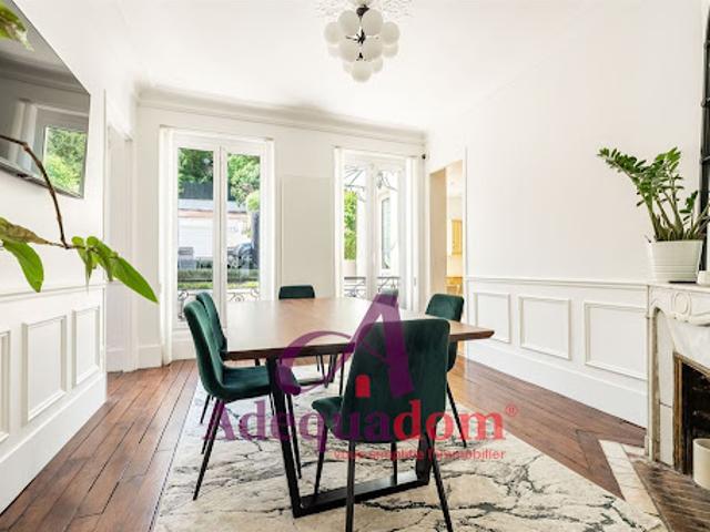 Vente Maison 8 pièces 248 m2 Courbevoie