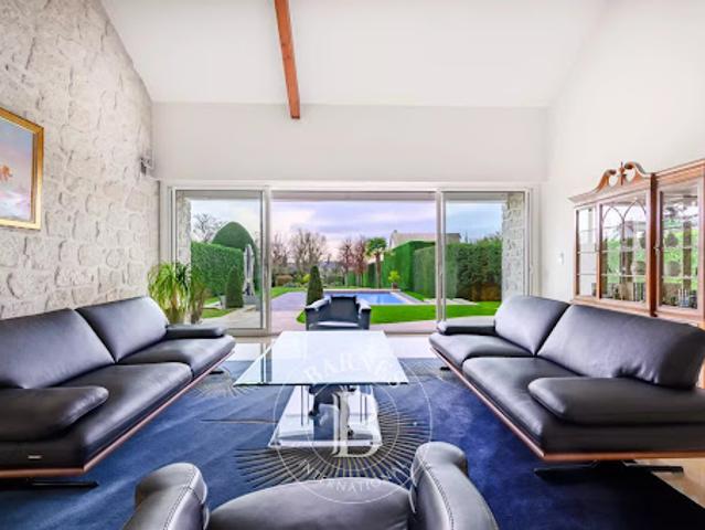 Vente Maison 8 pièces 248 m2 Santeny