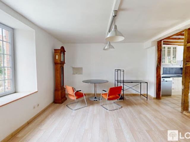 Vente Maison 8 pièces 248.74 m2 Sermiers