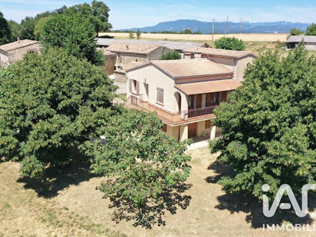 Vente Maison 8 pièces 249 m2 Autichamp