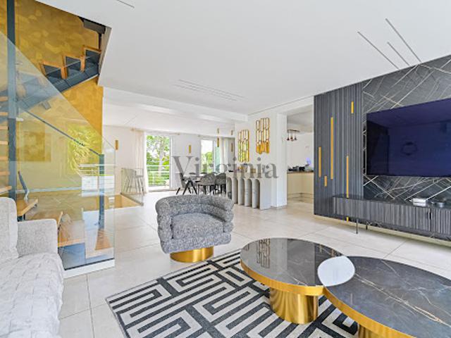 Vente Maison 8 pièces 240 m2 Nogent sur Marne