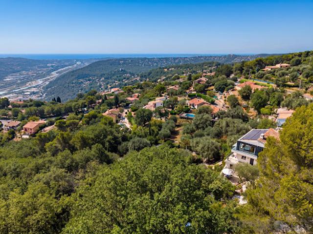 Vente Maison 8 pièces 240 m2 Gattières