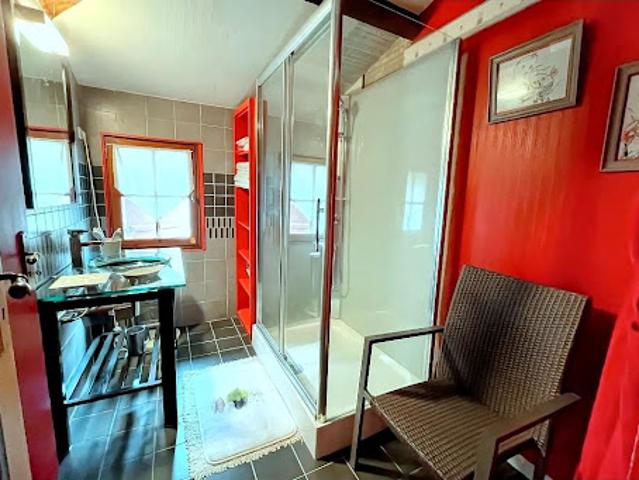 Vente Maison 8 pièces 240 m2 Le Gua