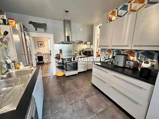 Vente Maison 8 pièces 240 m2 Le Havre