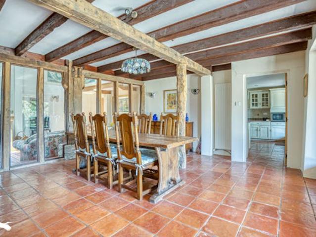 Vente Maison 8 pièces 240 m2 Saint Sernin