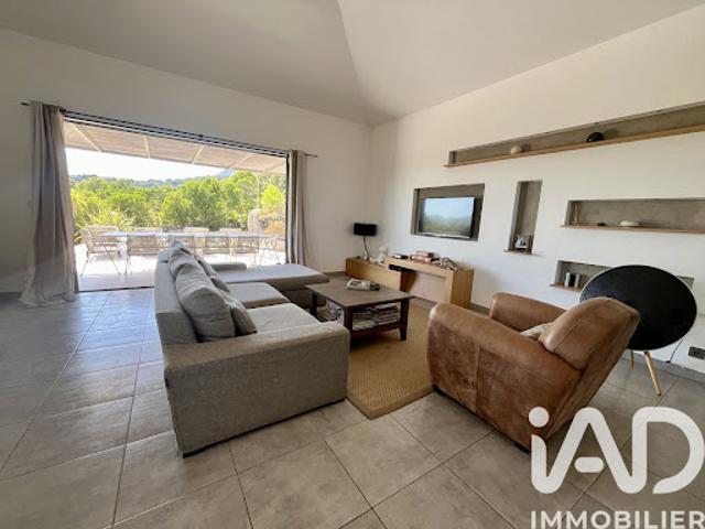 Vente Maison 8 pièces 240 m2 Sainte lucie de porto vecchio