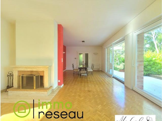 Vente Maison 8 pièces 240 m2 Sainte Ruffine