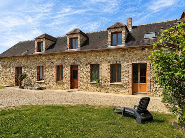 Vente Maison 8 pièces 240 m2 Villeblevin