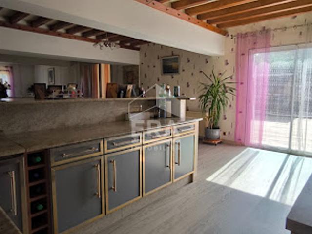 Vente Maison 8 pièces 240 m2 Villeneuve en Perseigne
