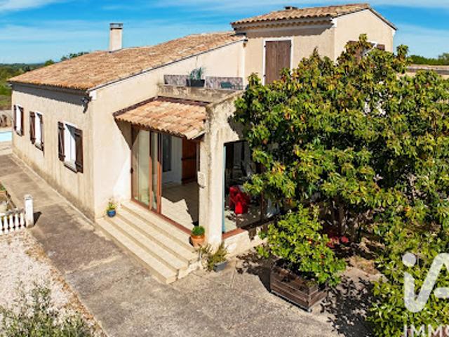 Vente Maison 8 pièces 241 m2 Saint Geniès de Comolas