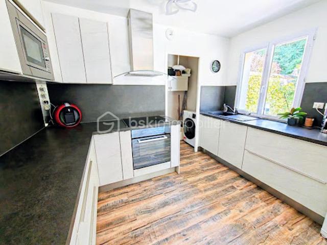 Vente Maison 8 pièces 241.76 m2 Jouars Pontchartrain