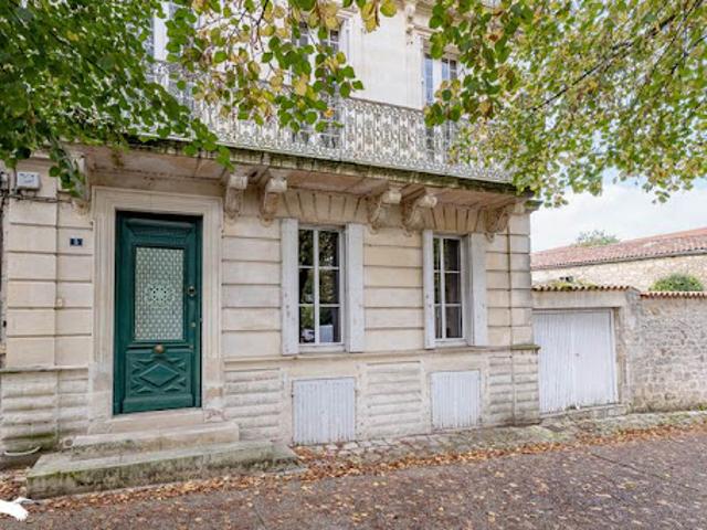 Vente Maison 8 pièces 242 m2 Pons