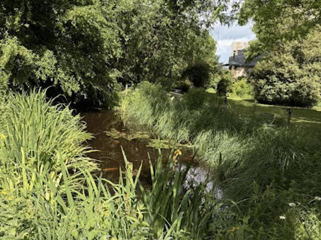 Vente Maison 8 pièces 242 m2 Saint Fuscien