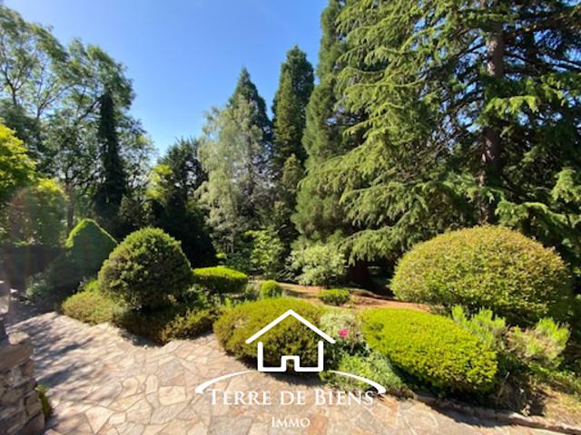 Vente Maison 8 pièces 243 m2 Fontenoy