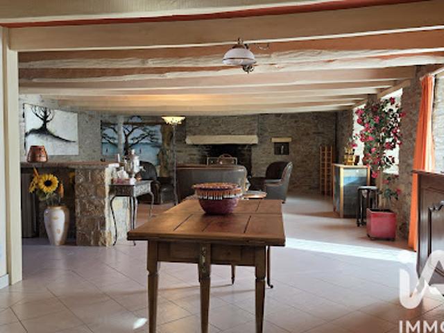 Vente Maison 8 pièces 243 m2 Saint Armel