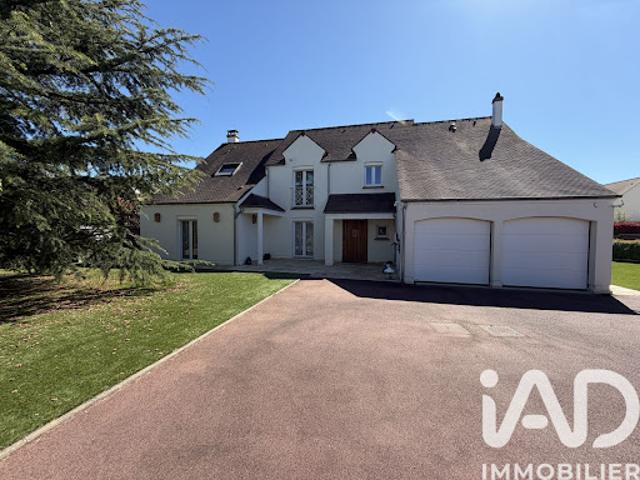 Vente Maison 8 pièces 254 m2 Servon