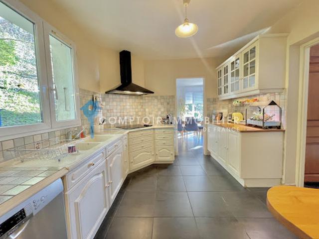 Vente Maison 8 pièces 254 m2 Venon