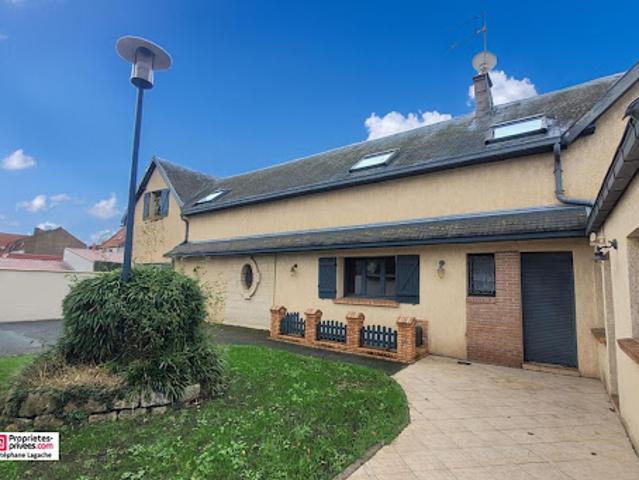 Vente Maison 8 pièces 255 m2 Annezin