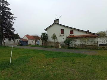 Vente Maison 8 pièces 255 m2 Barbazan Debat