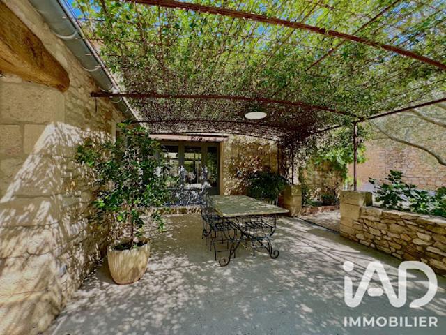 Vente Maison 8 pièces 255 m2 Saint Victor la Coste
