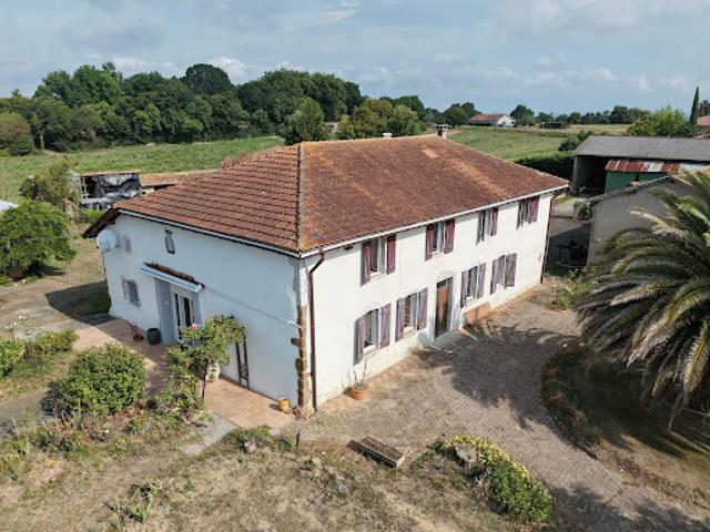 Vente Maison 8 pièces 255 m2 Tilh