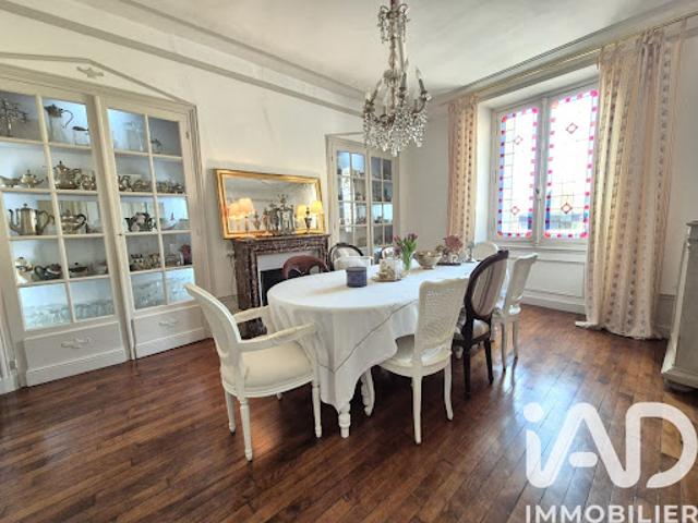 Vente Maison 8 pièces 256 m2 Rozay en Brie