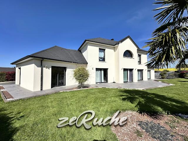 Vente Maison 8 pièces 256 m2 Souleuvre en Bocage