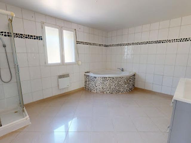 Vente Maison 8 pièces 256.18 m2 Brienne sur Aisne