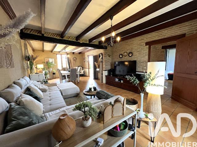 Vente Maison 8 pièces 257 m2 Montpon Ménestérol