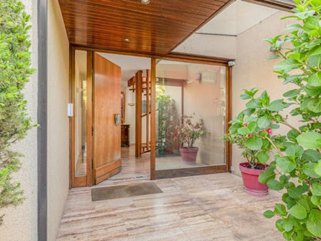 Vente Maison 8 pièces 257 m2 Caluire et Cuire