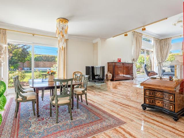 Vente Maison 8 pièces 257 m2 Caluire et Cuire