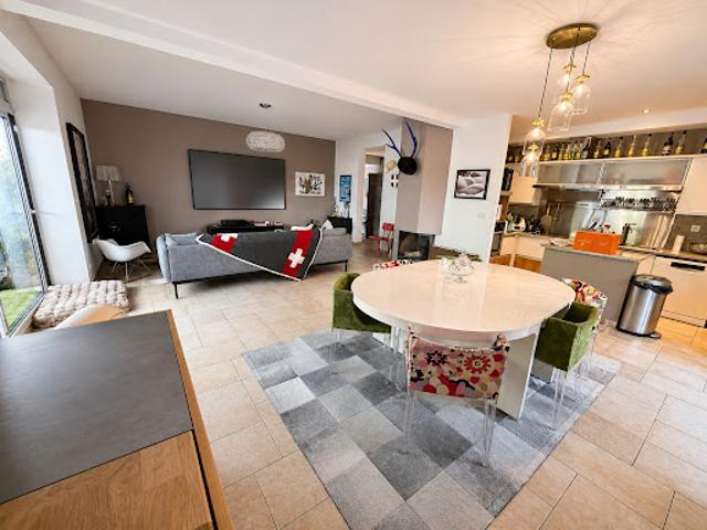 Vente Maison 8 pièces 257 m2 Tresserve