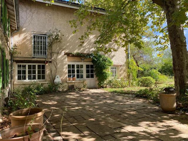 Vente Maison 8 pièces 258 m2 Dommartin