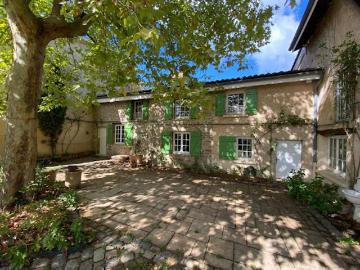 Vente Maison 8 pièces 258 m2 Dommartin