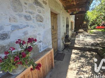 Vente Maison 8 pièces 258 m2 Lescheraines