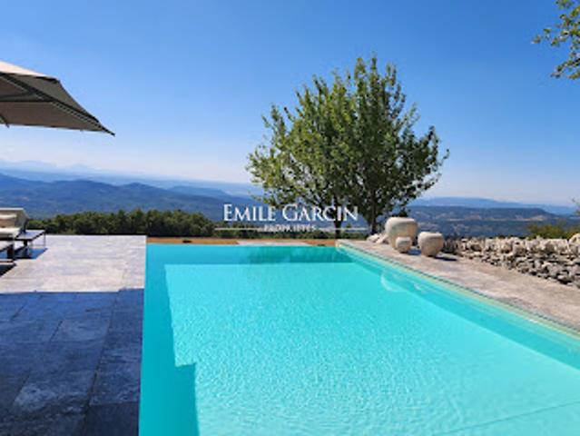 Vente Maison 8 pièces 259 m2 Cruis