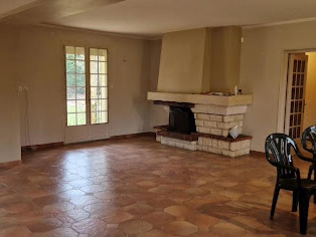Vente Maison 8 pièces 250 m2 Merlieux et Fouquerolles